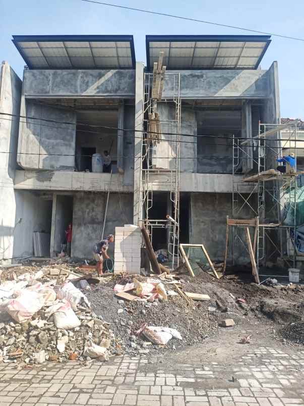 dijual rumah pandugo