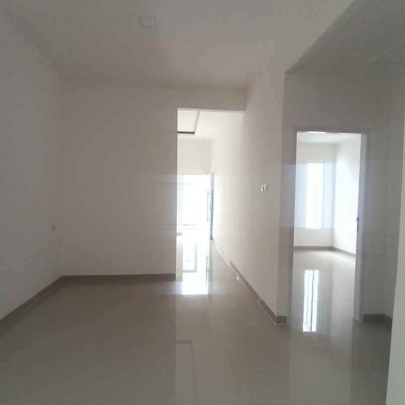 dijual rumah panjibuwono city