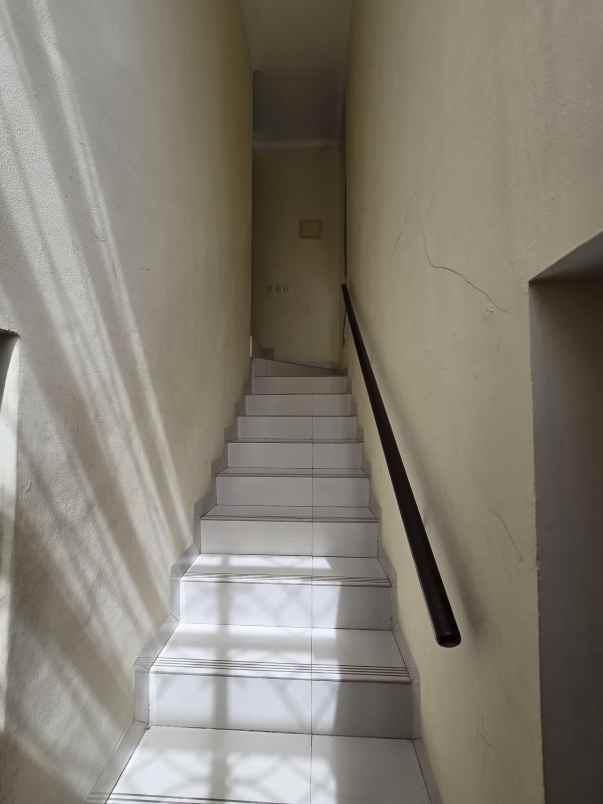 dijual rumah panunggangan barat cibodas