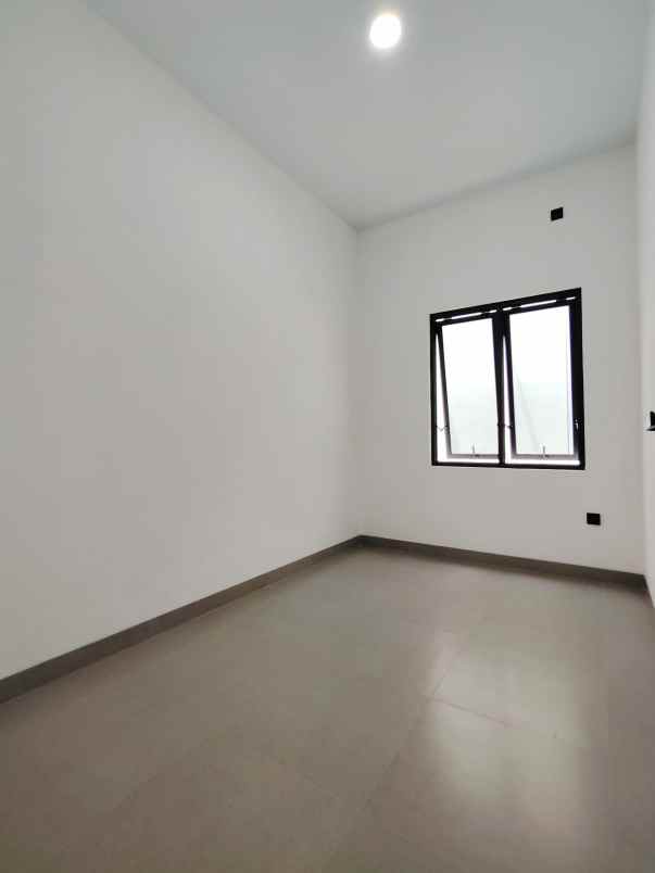 dijual rumah pasar minggu