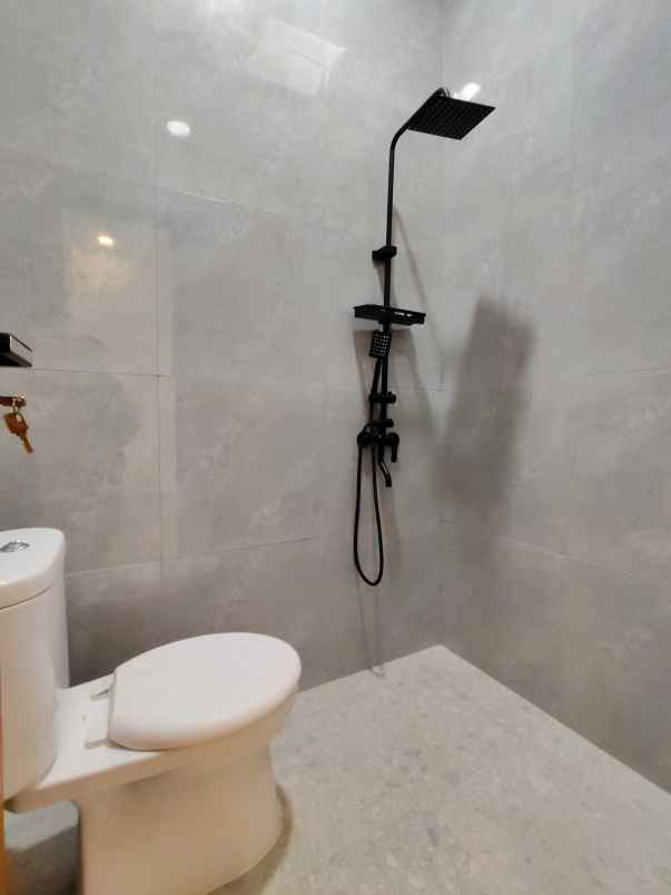 dijual rumah pasar minggu