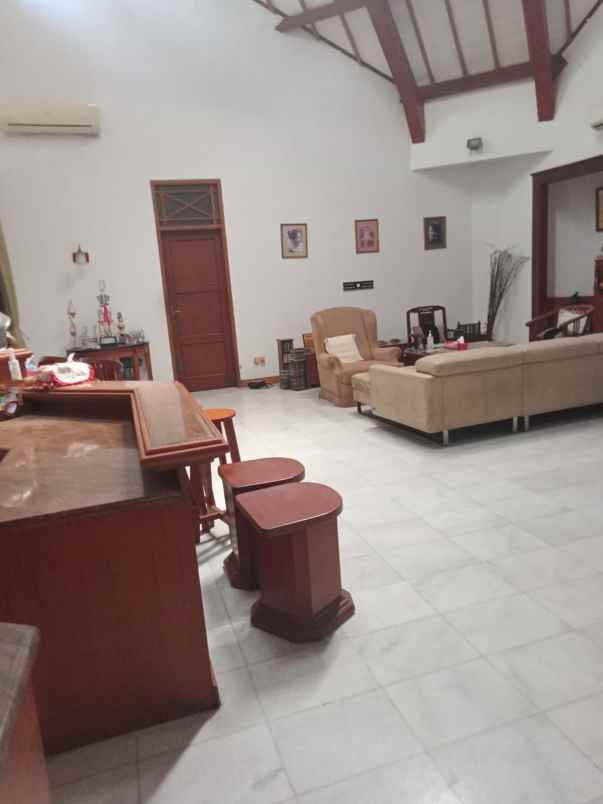 dijual rumah pejaten jakarta selatan
