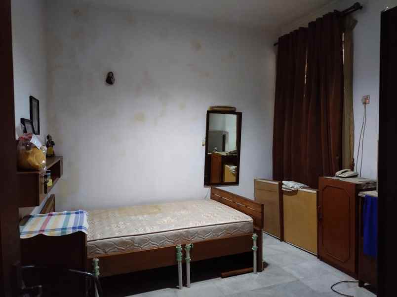 dijual rumah pejaten jakarta selatan