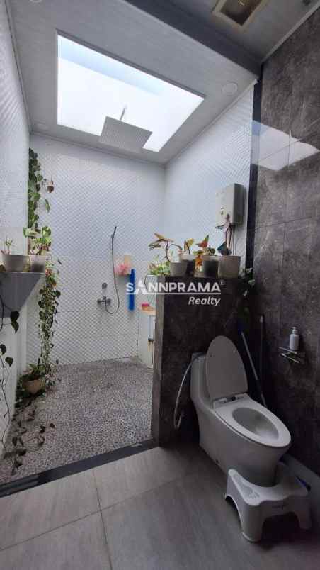 dijual rumah pengasinan