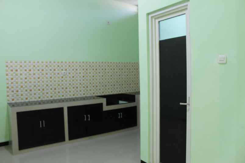 dijual rumah perum agus salim residence