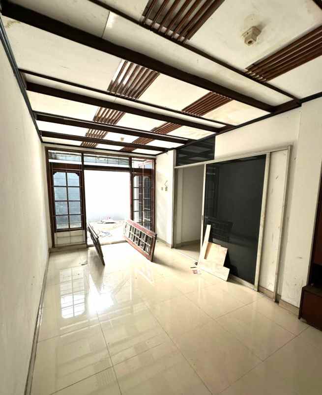 dijual rumah perumahan citra garden