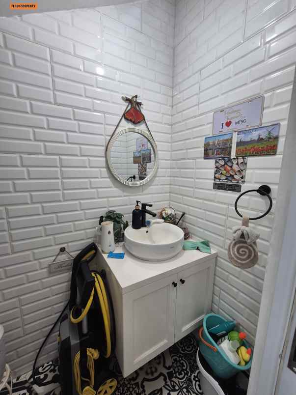 dijual rumah perumahan citra gran cibubur