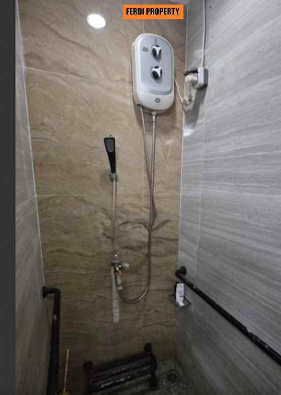 dijual rumah perumahan citra gran cibubur