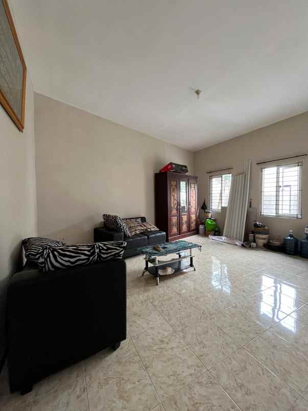 dijual rumah perumahan karangploso malang