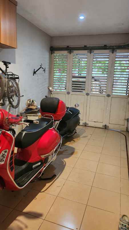 dijual rumah perumahan metland menteng