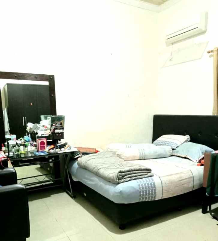 dijual rumah pesona khayangan margonda