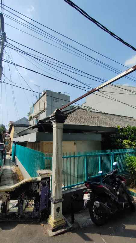 dijual rumah petojo utara