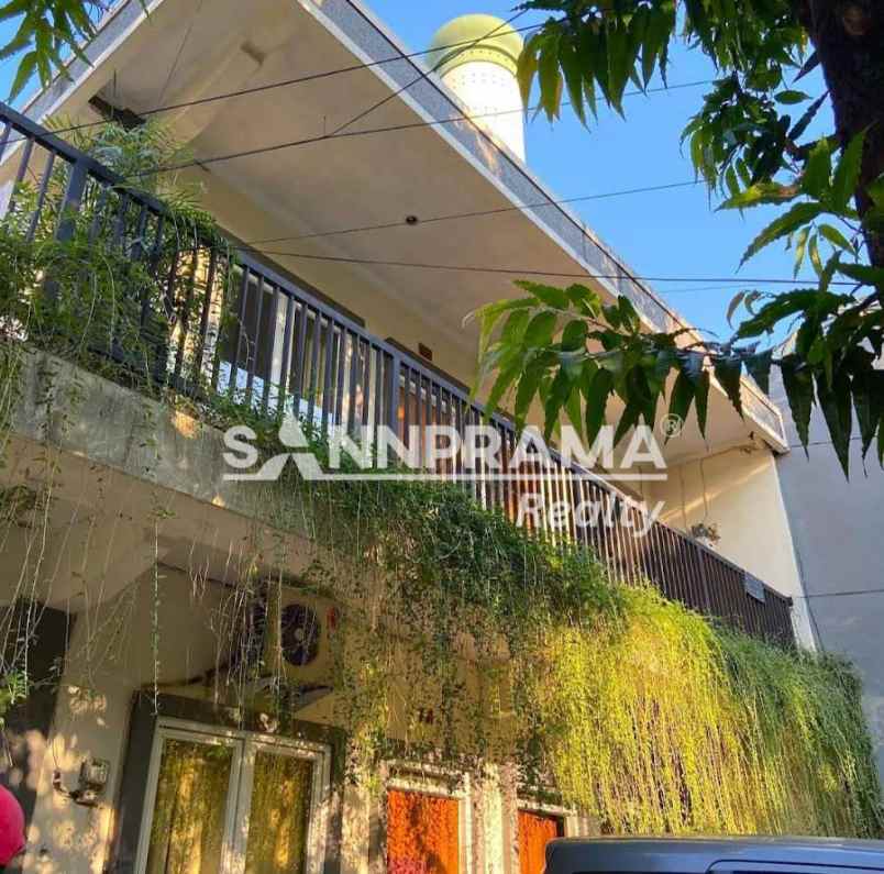 dijual rumah petukangan selatan