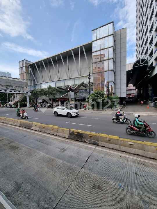 dijual rumah plaza hayam wuruk