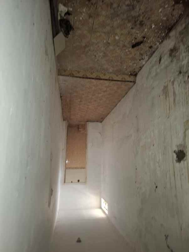 dijual rumah pojok dekat univ islam jember