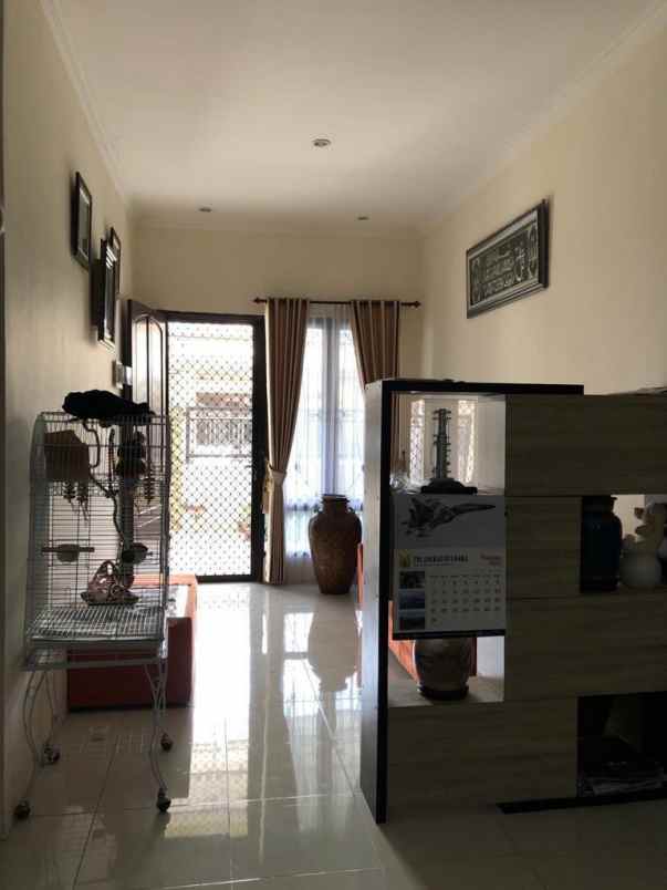 dijual rumah pondok candra indah