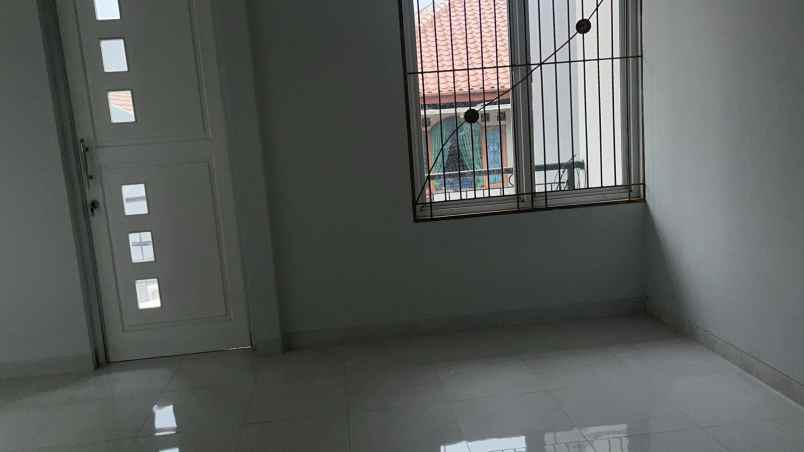 dijual rumah pondok gading mas kelapa