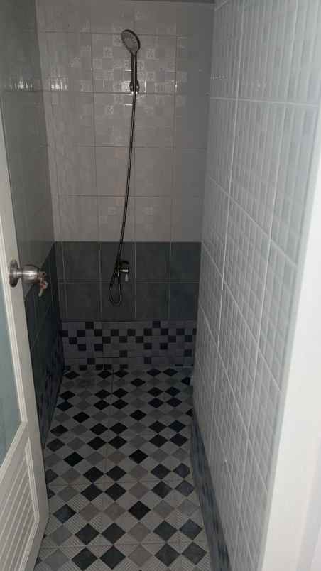 dijual rumah pondok gading mas kelapa