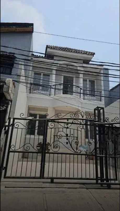 dijual rumah pondok gading mas kelapa