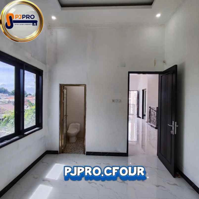 dijual rumah pondok gede