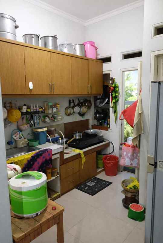 dijual rumah pondok jati