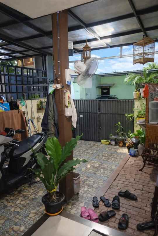 dijual rumah pondok jati
