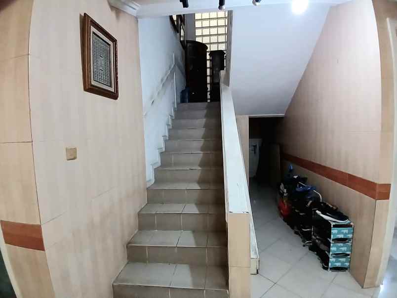 dijual rumah pondok jaya pela mampang