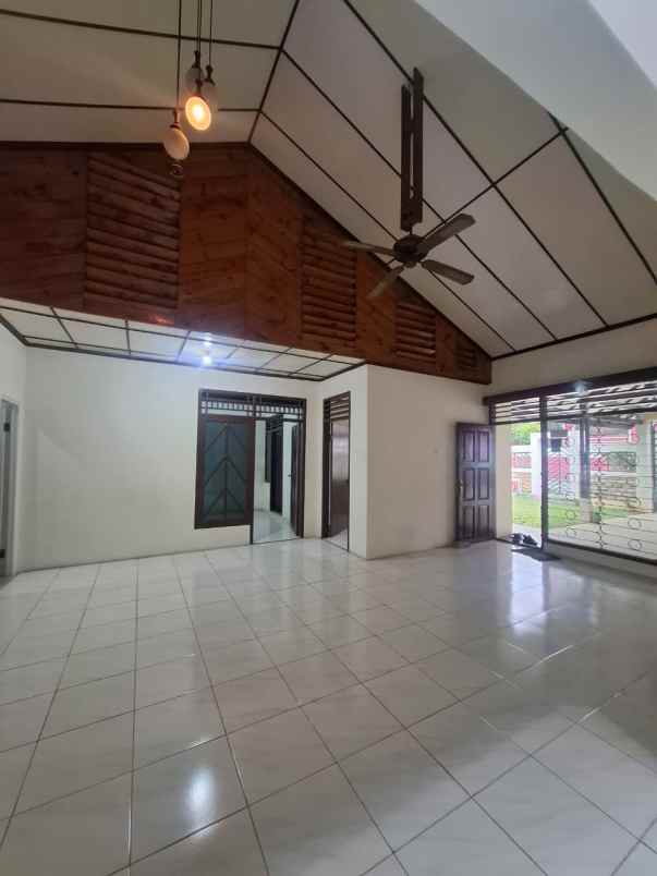 dijual rumah pondok kopi jakarta timur