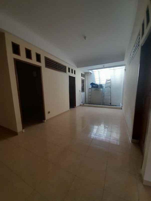 dijual rumah pondok kopi jakarta timur