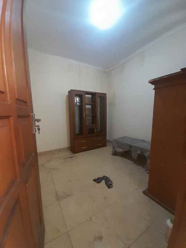 dijual rumah pondok kopi jakarta timur
