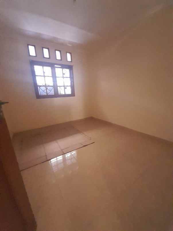 dijual rumah pondok kopi jakarta timur