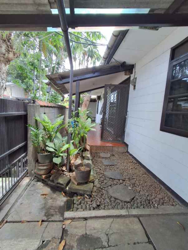 dijual rumah ponfok melati