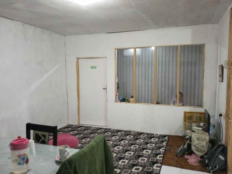 dijual rumah poros mamuju