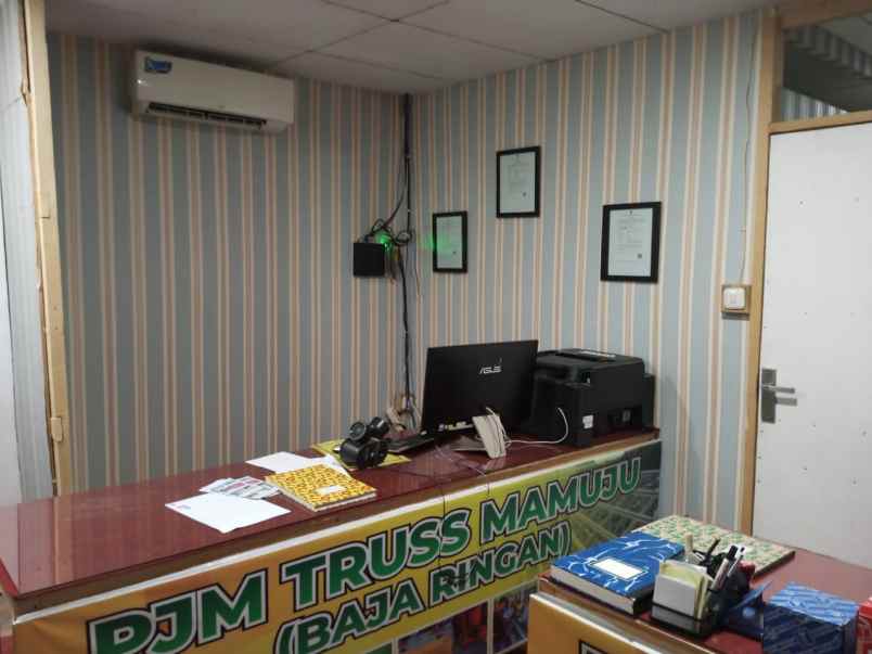 dijual rumah poros mamuju