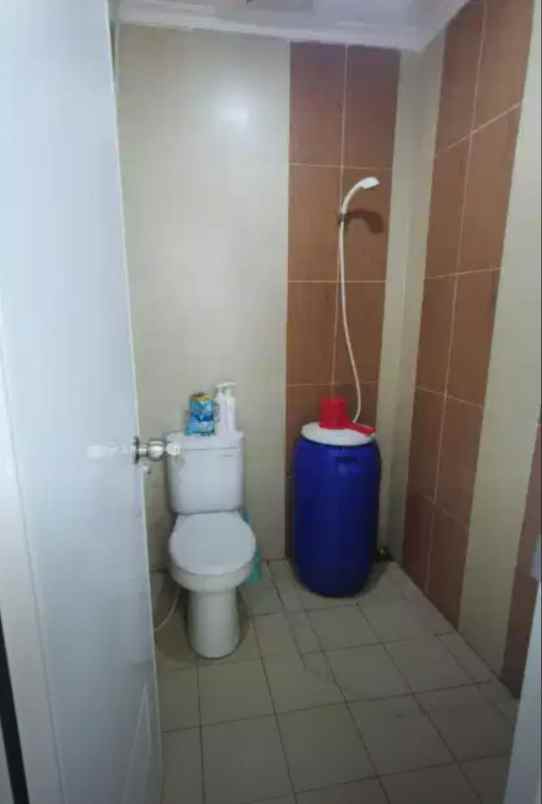 dijual rumah posisi hook di metland cileungsi