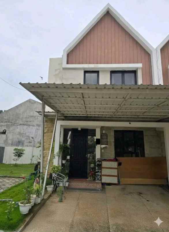 dijual rumah pudak payung
