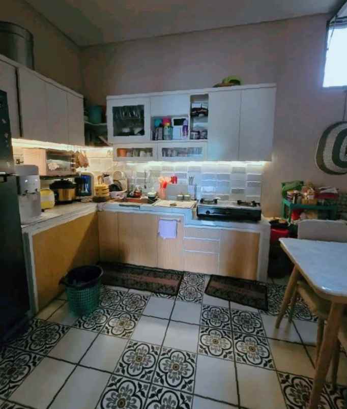 dijual rumah pudak payung