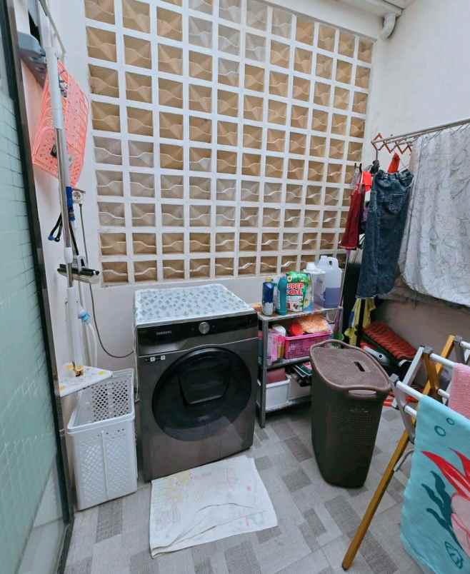 dijual rumah pudak payung