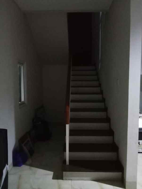 dijual rumah pulo gadung cakung