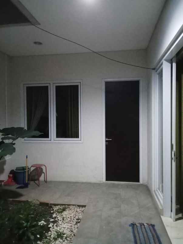 dijual rumah pulo gadung cakung
