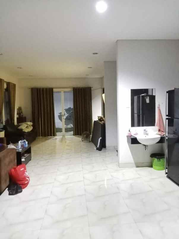 dijual rumah pulo gadung cakung