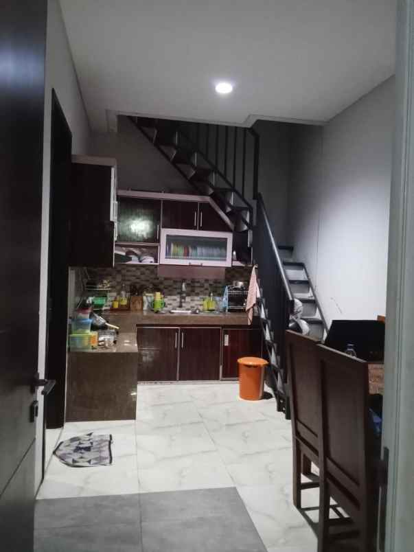 dijual rumah pulo gadung cakung