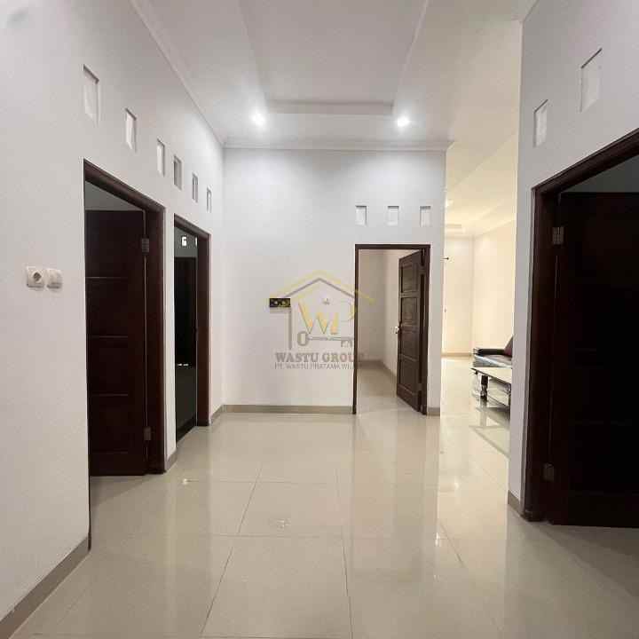 dijual rumah purwomartani