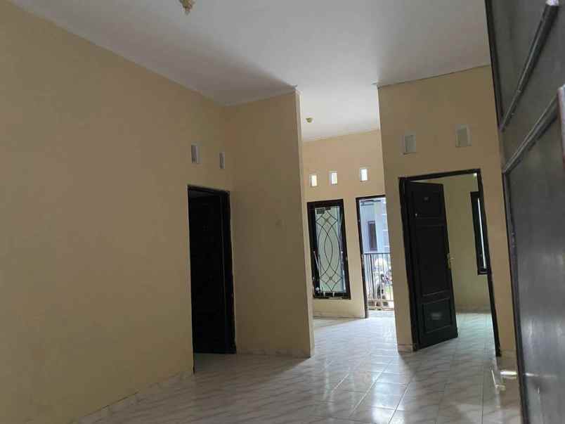 dijual rumah purwomartani