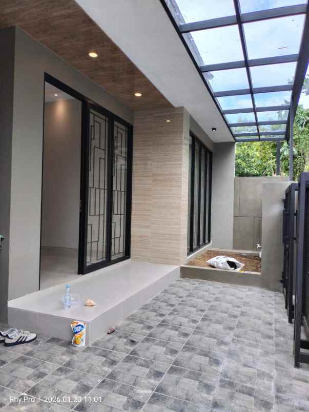 dijual rumah purwomartani kalasan