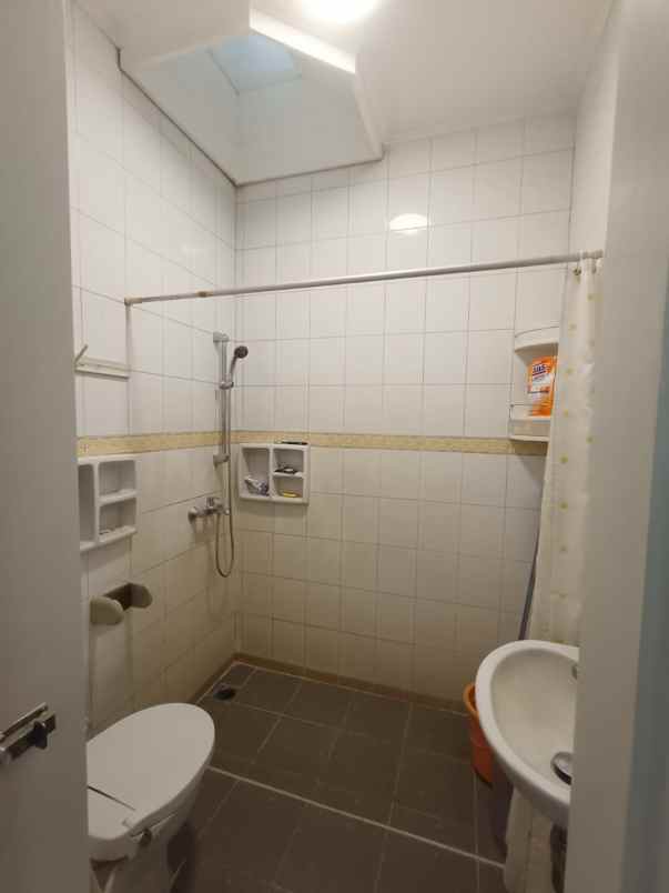 dijual rumah raffles hills siap huni baru renovasi