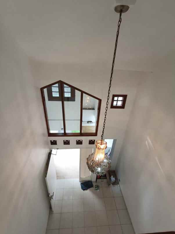 dijual rumah raffles hills siap huni baru renovasi