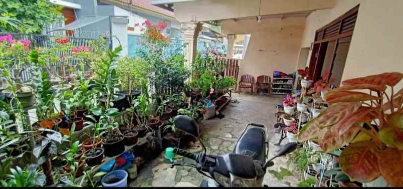 dijual rumah ready di karangayu semarang barat