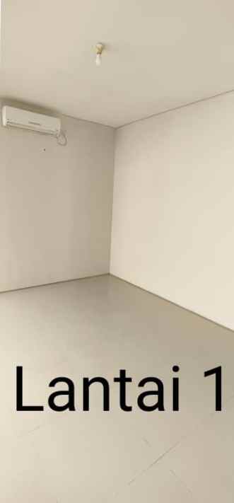 dijual rumah royal residence