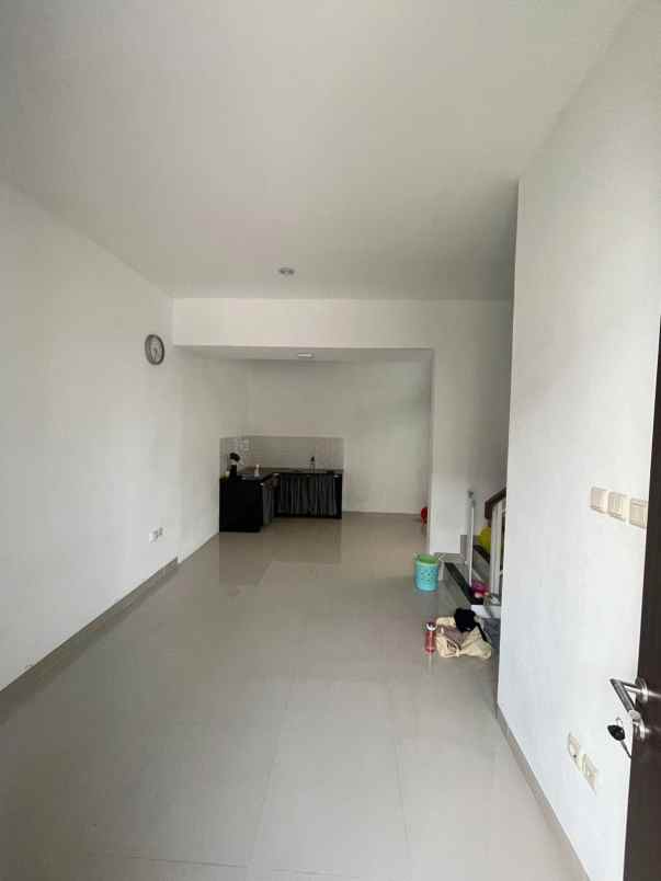 dijual rumah samira regency jl gondang